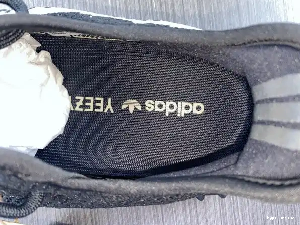 hype Yeezy BY1604 White Core Black V2 Boost 350 Adidas 0327